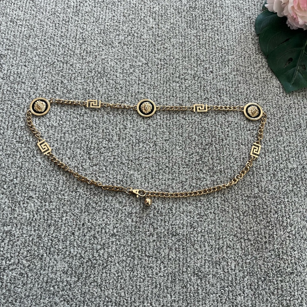 Gold Chain Link Necklace